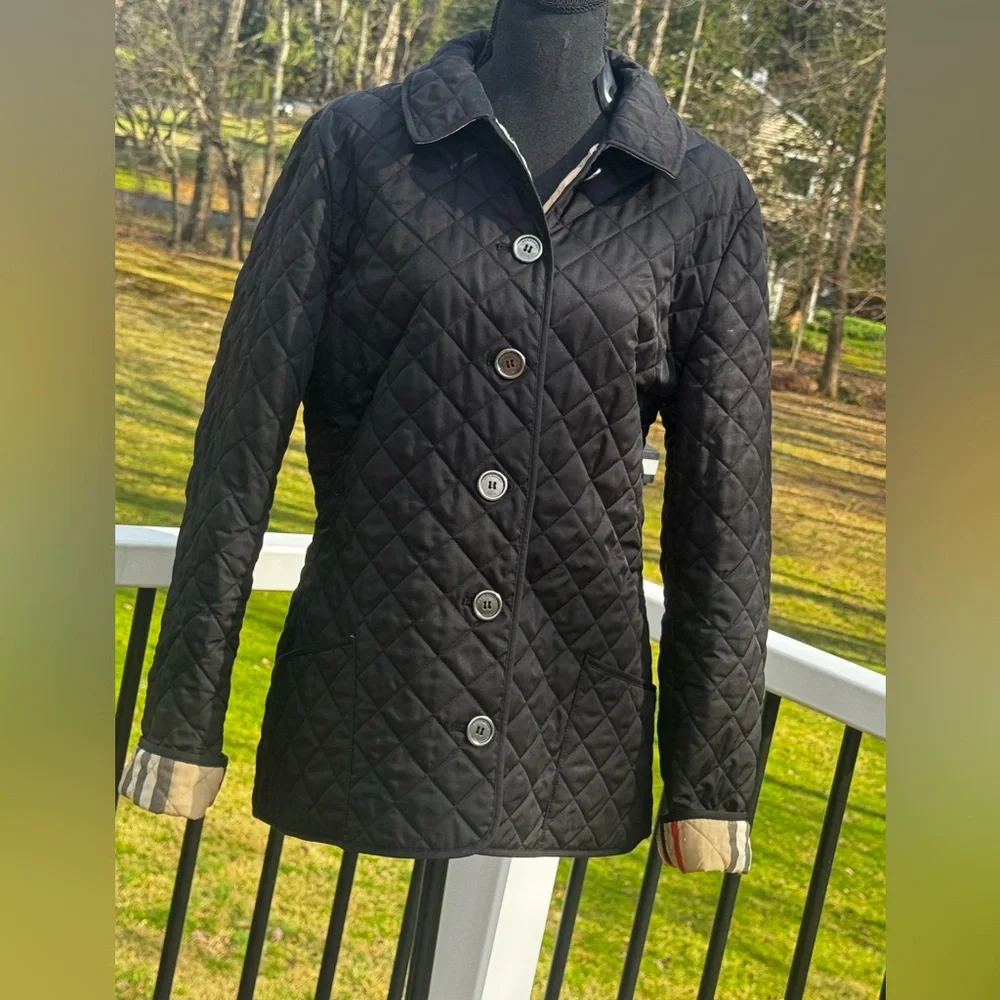 Burberry Black Quilted Authentic Jacket with Signature Check Trim Size XL - Picture 5 of 12